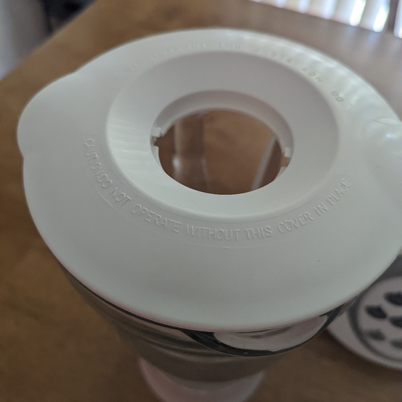 Emeril White Blender, 6 Cup - Picture 8 of 8